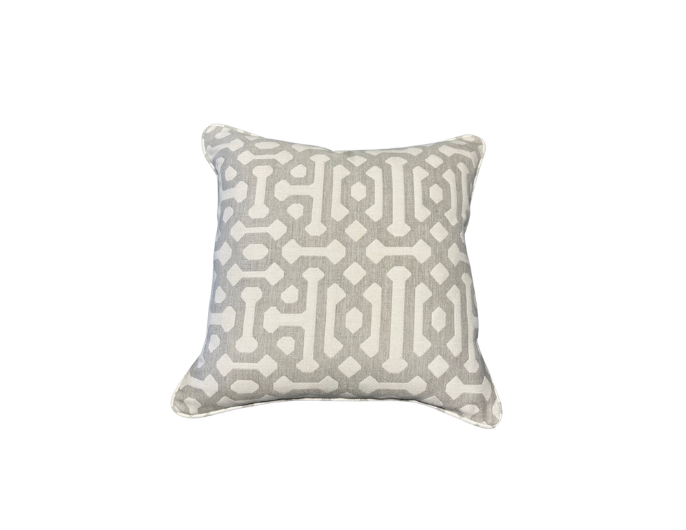 Pillow | 18"