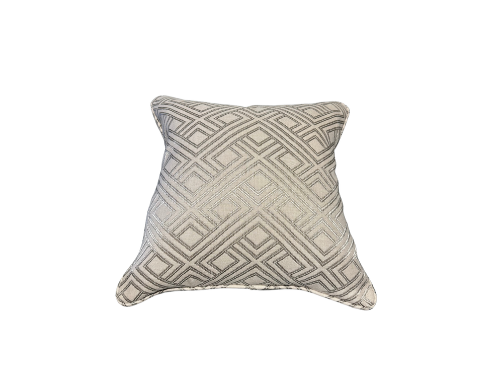 Pillow | 18"